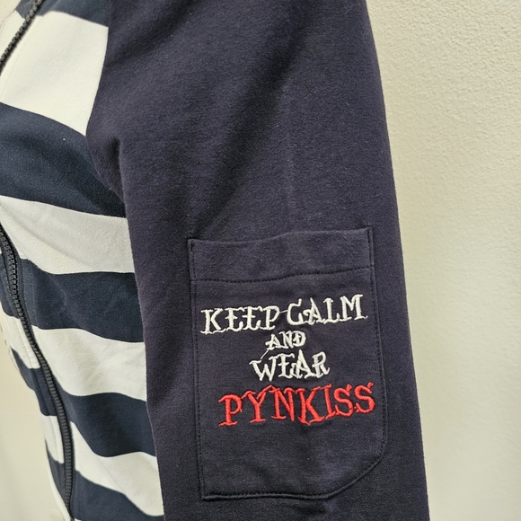 Sailor Hello Kitty Sweater ⚓ - Picture 2 of 8